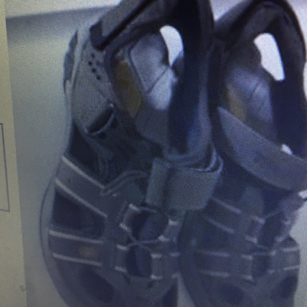 TEVA Men’s Shoes Sandals Size 7 Gray Color